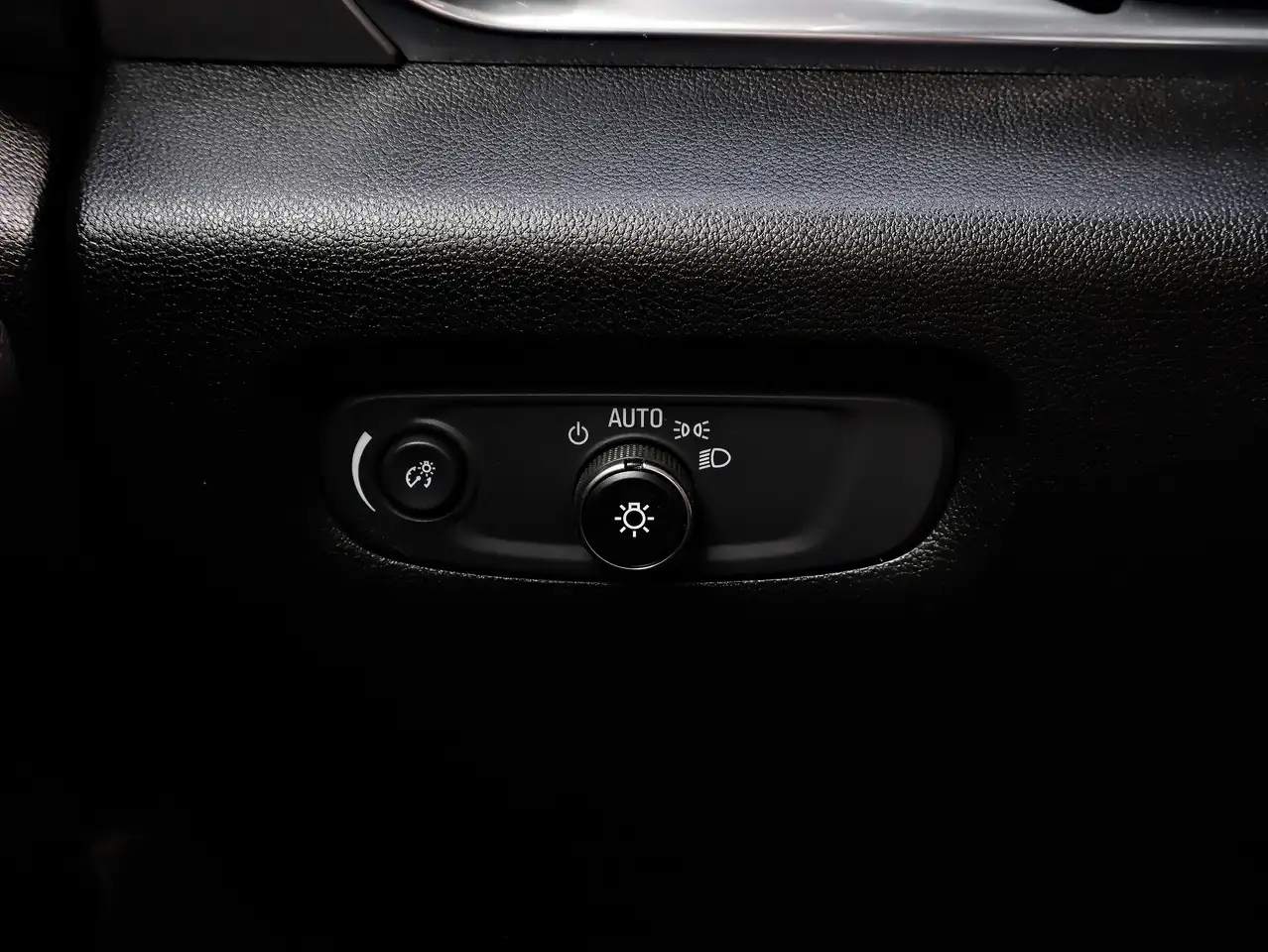 Chevrolet Traverse photo Chevrolet Traverse
