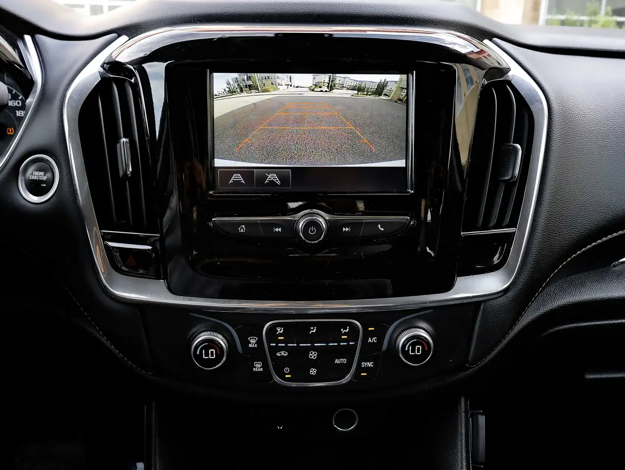 Chevrolet Traverse photo Chevrolet Traverse