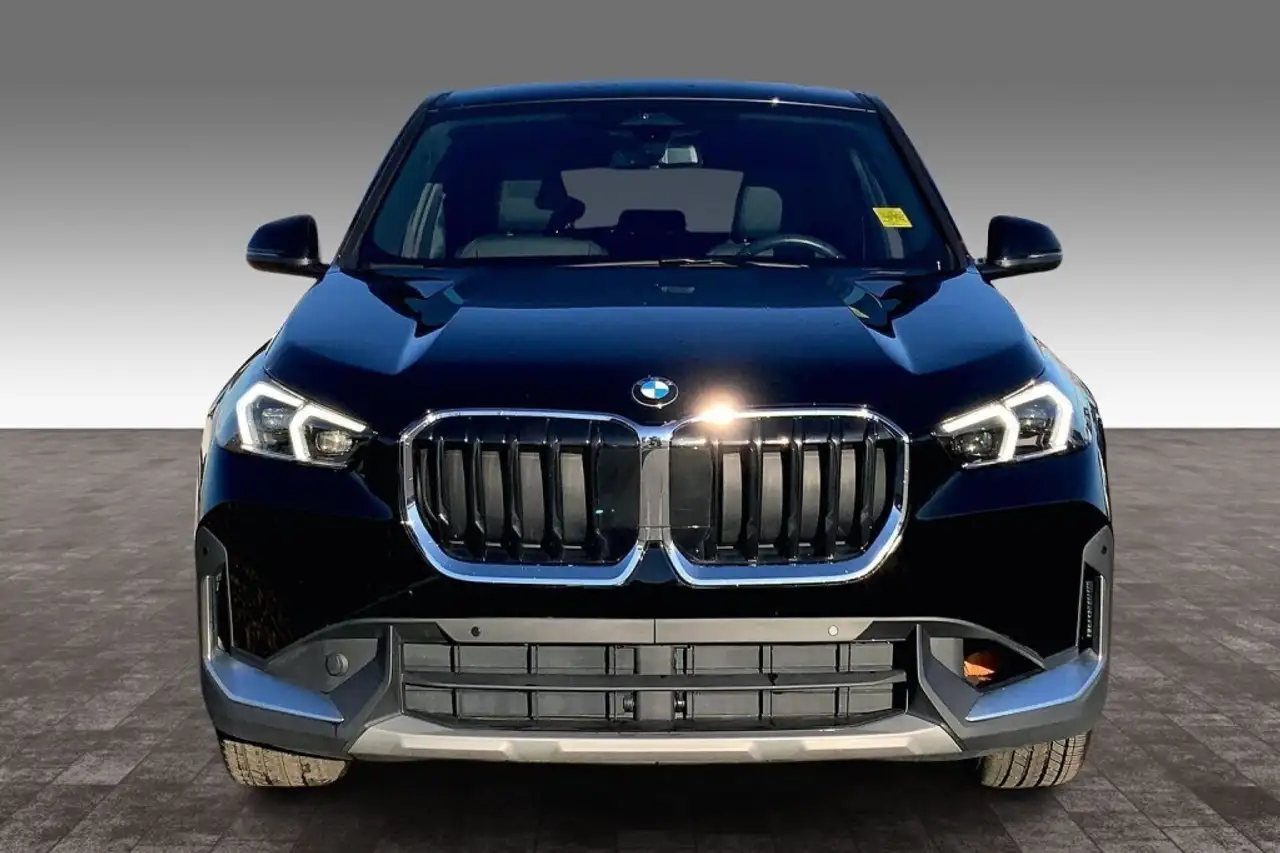 BMW X1 снимка BMW X1