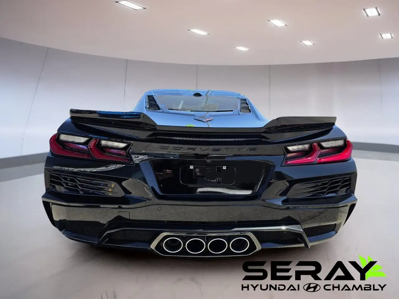 Chevrolet Corvette снимка Chevrolet Corvette