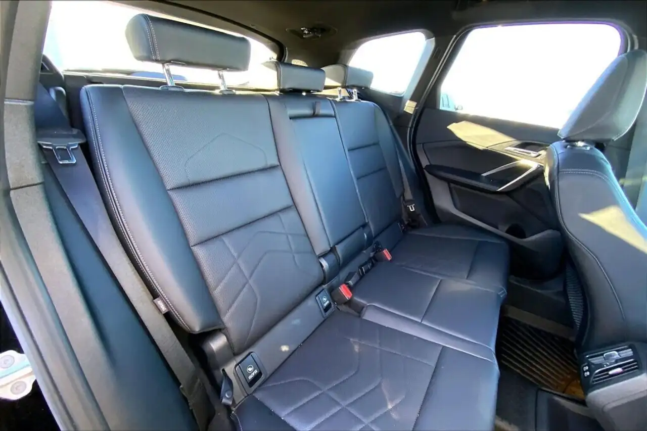 BMW X1 снимка BMW X1