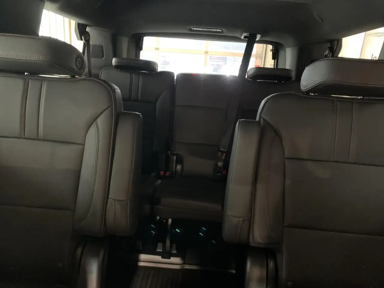 Chevrolet Tahoe снимка Chevrolet Tahoe