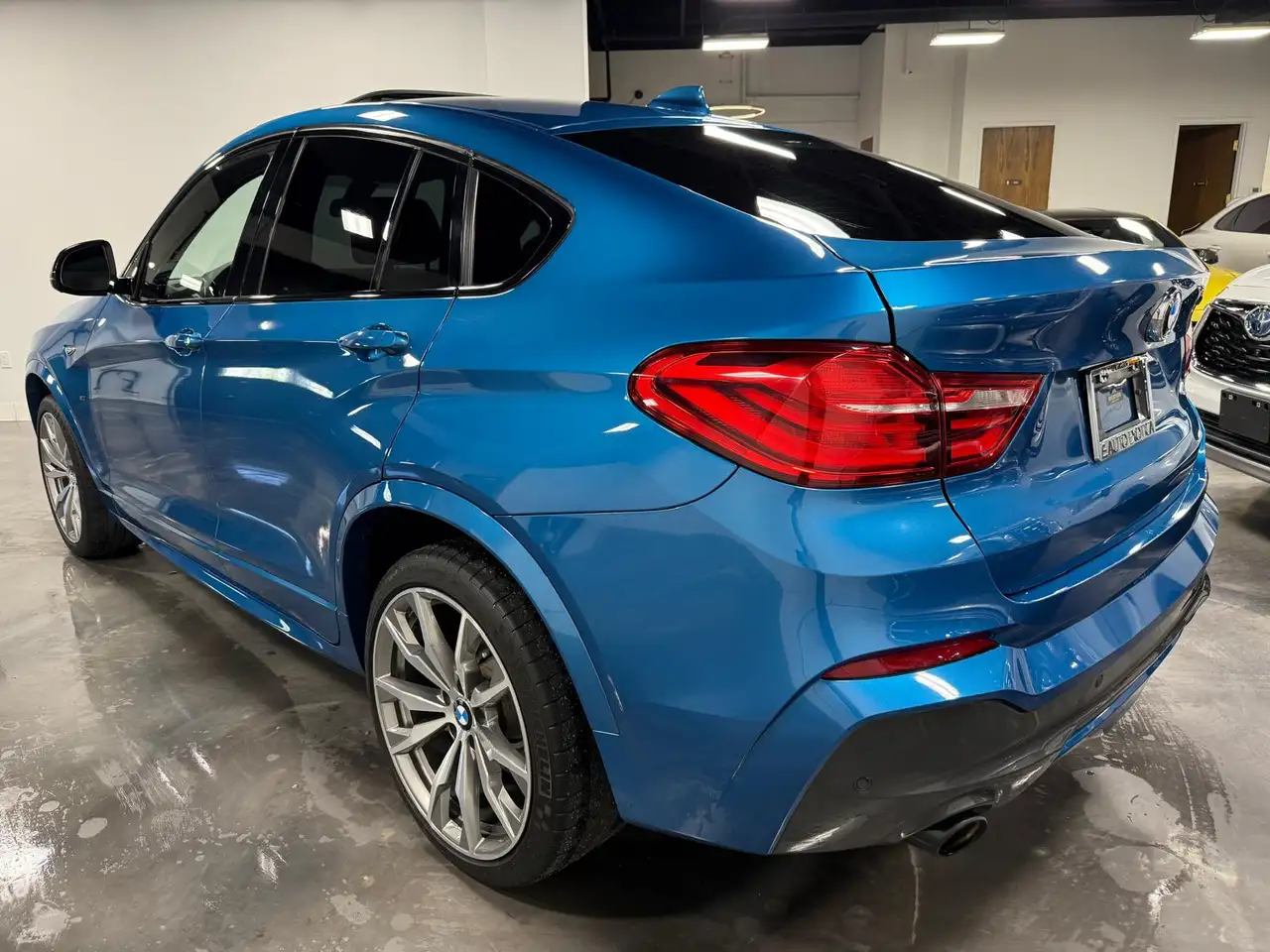 BMW X4 снимка BMW X4