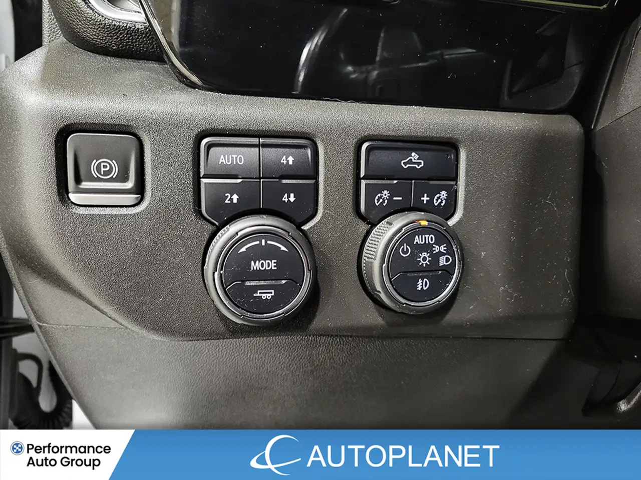 Chevrolet Silverado 1500 photo Chevrolet Silverado 1500
