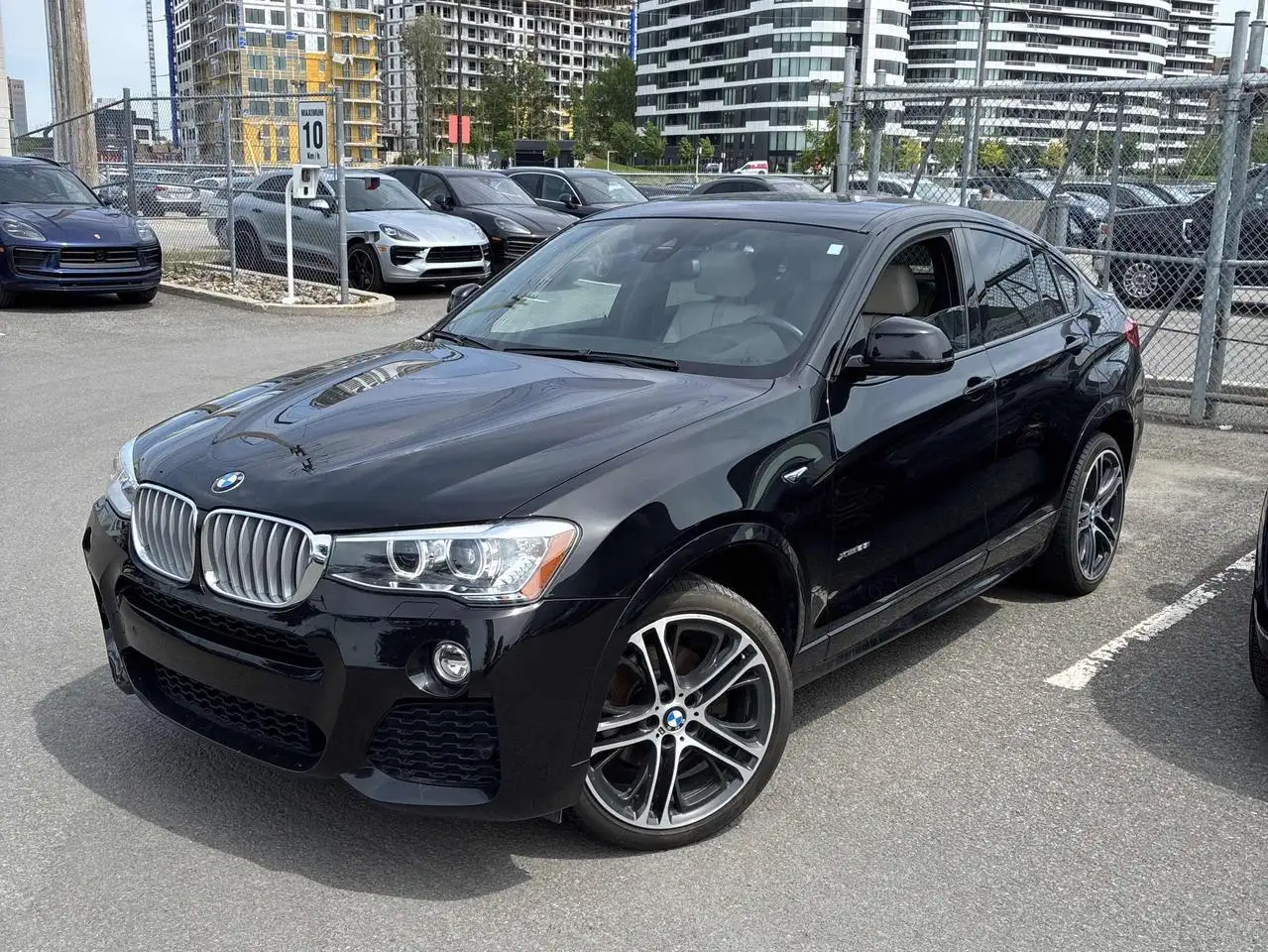 BMW X4 photo BMW X4