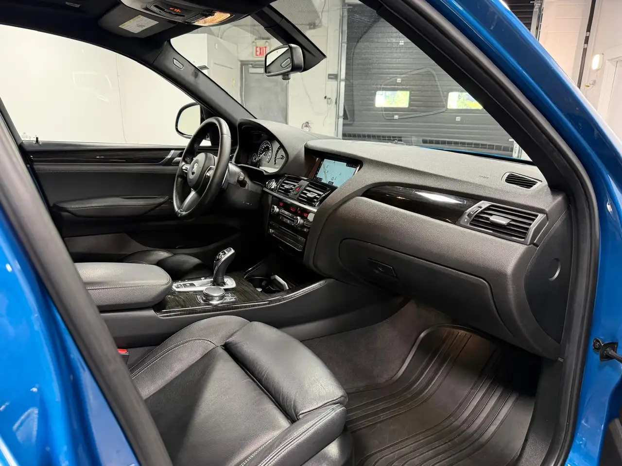 BMW X4 снимка BMW X4