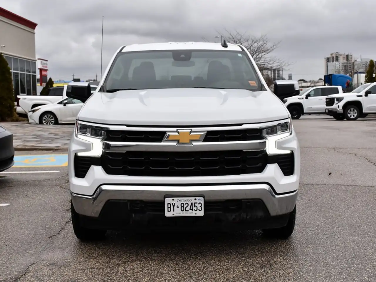 Chevrolet Silverado 1500 снимка Chevrolet Silverado 1500
