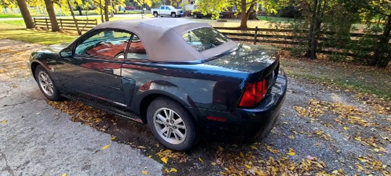 1999 Ford Mustang