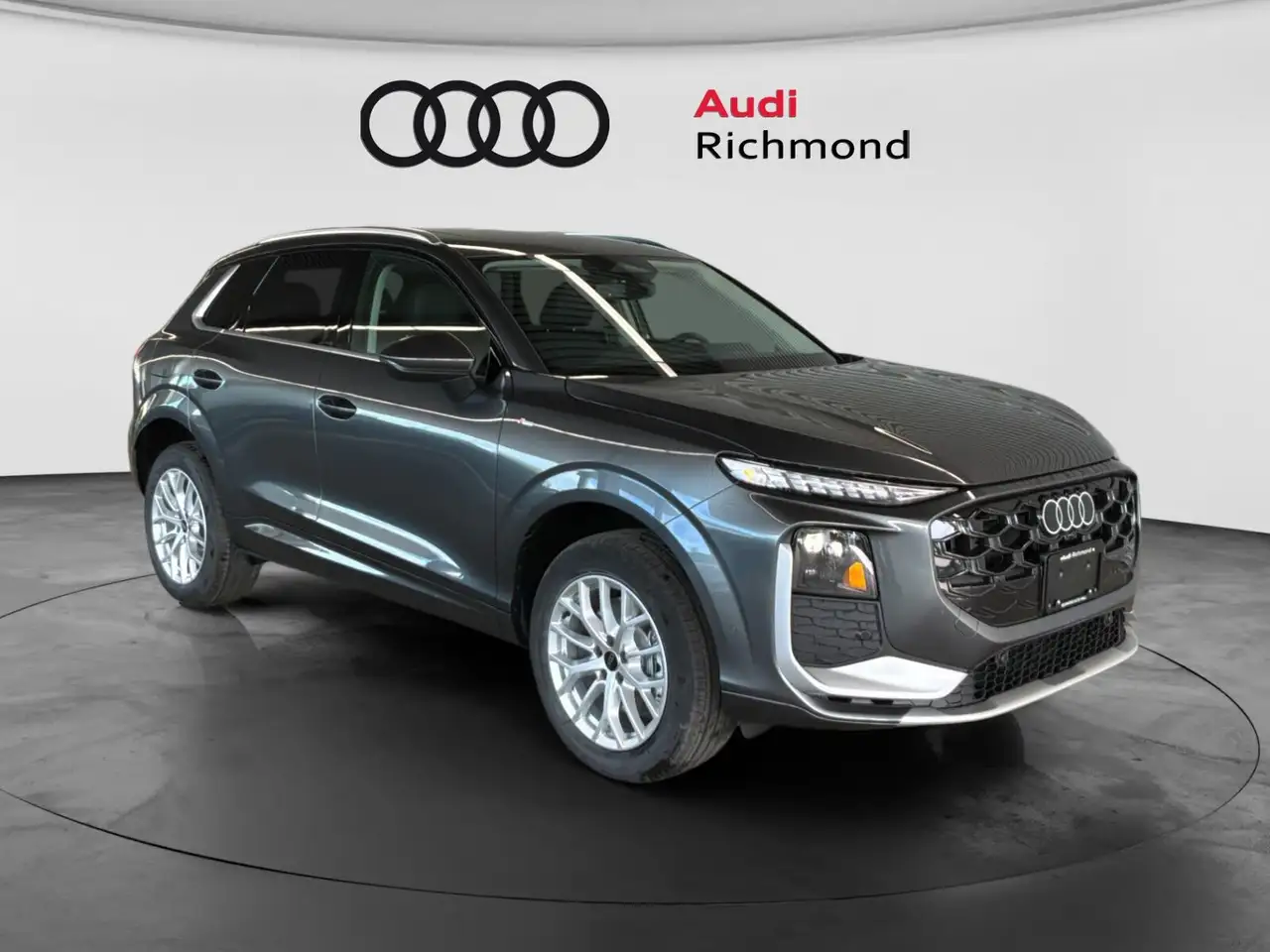 Audi Q3 снимка Audi Q3