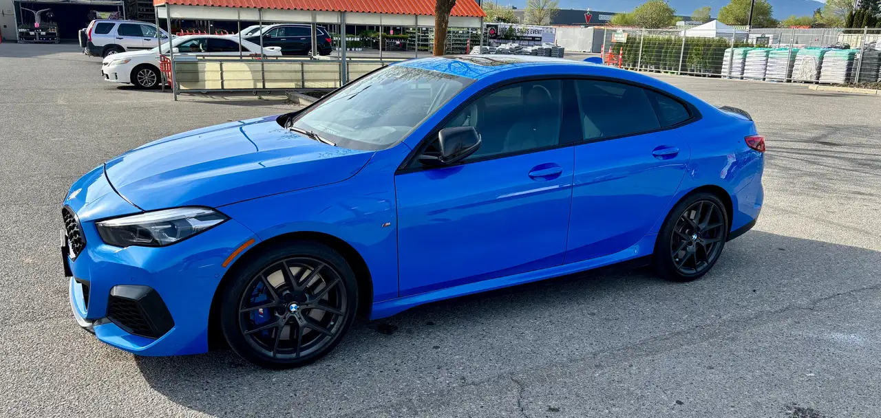 BMW 2 Series photo BMW 2 Series
