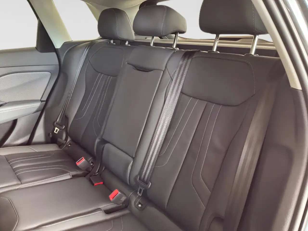 Audi Q3 снимка Audi Q3