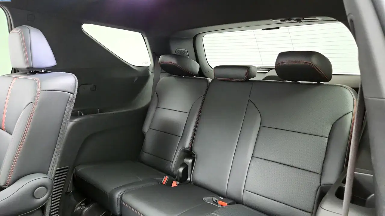 Chevrolet Traverse photo Chevrolet Traverse
