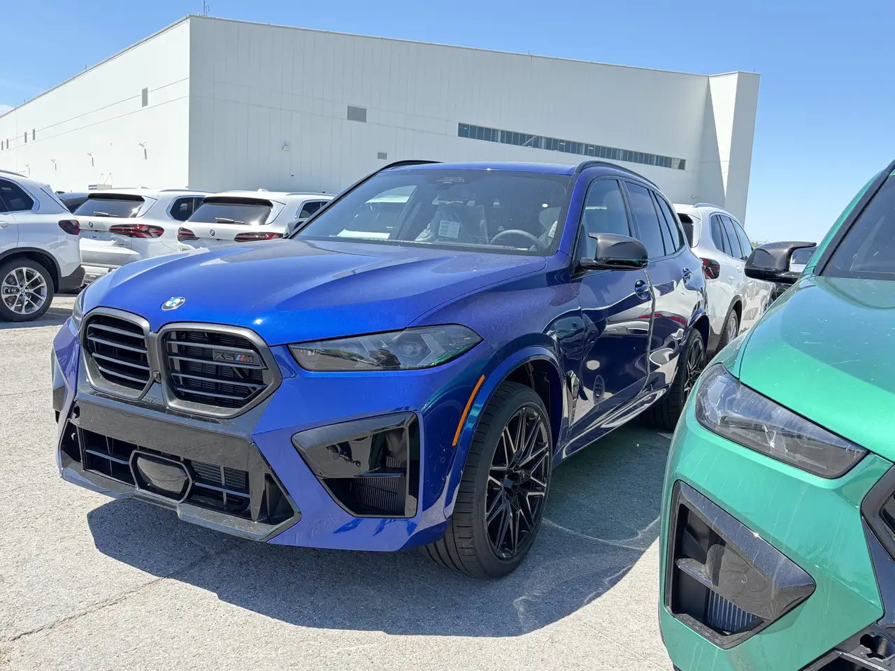 BMW X5 M снимка BMW X5 M