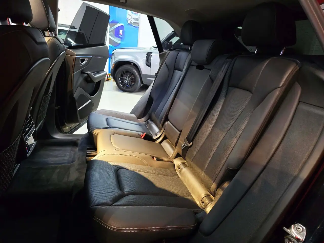 Audi Q8 photo Audi Q8