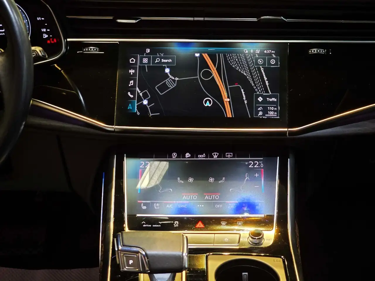 Audi Q8 photo Audi Q8