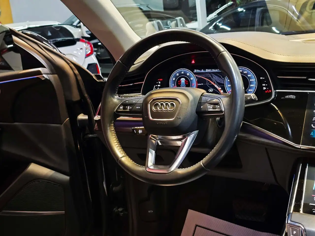 Audi Q8 photo Audi Q8