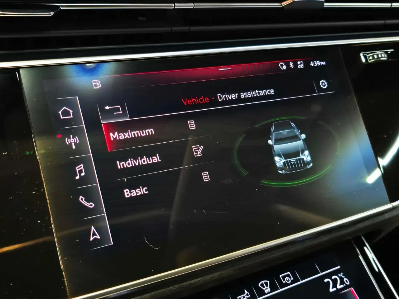 Audi Q8 photo Audi Q8