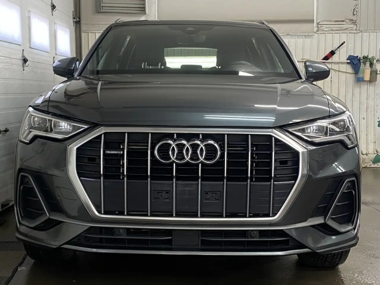 Audi Q3 снимка Audi Q3
