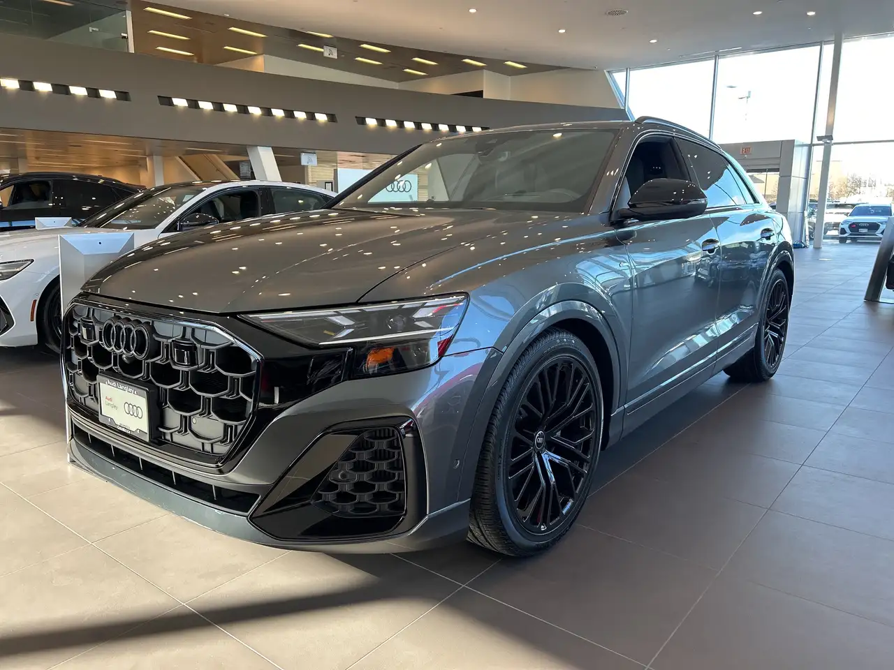 2026 Audi Q8 снимка 2026 Audi Q8