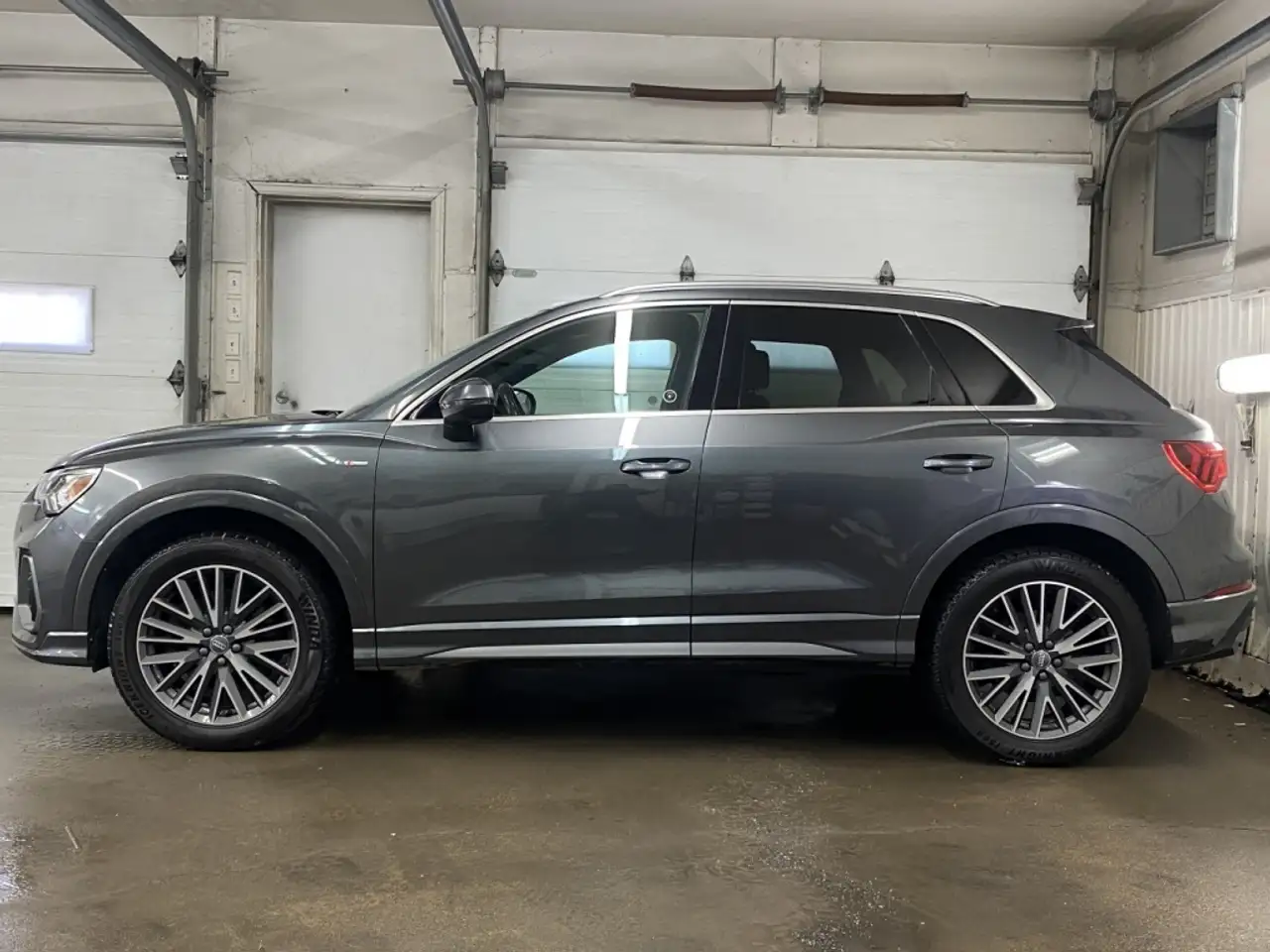 Audi Q3 снимка Audi Q3