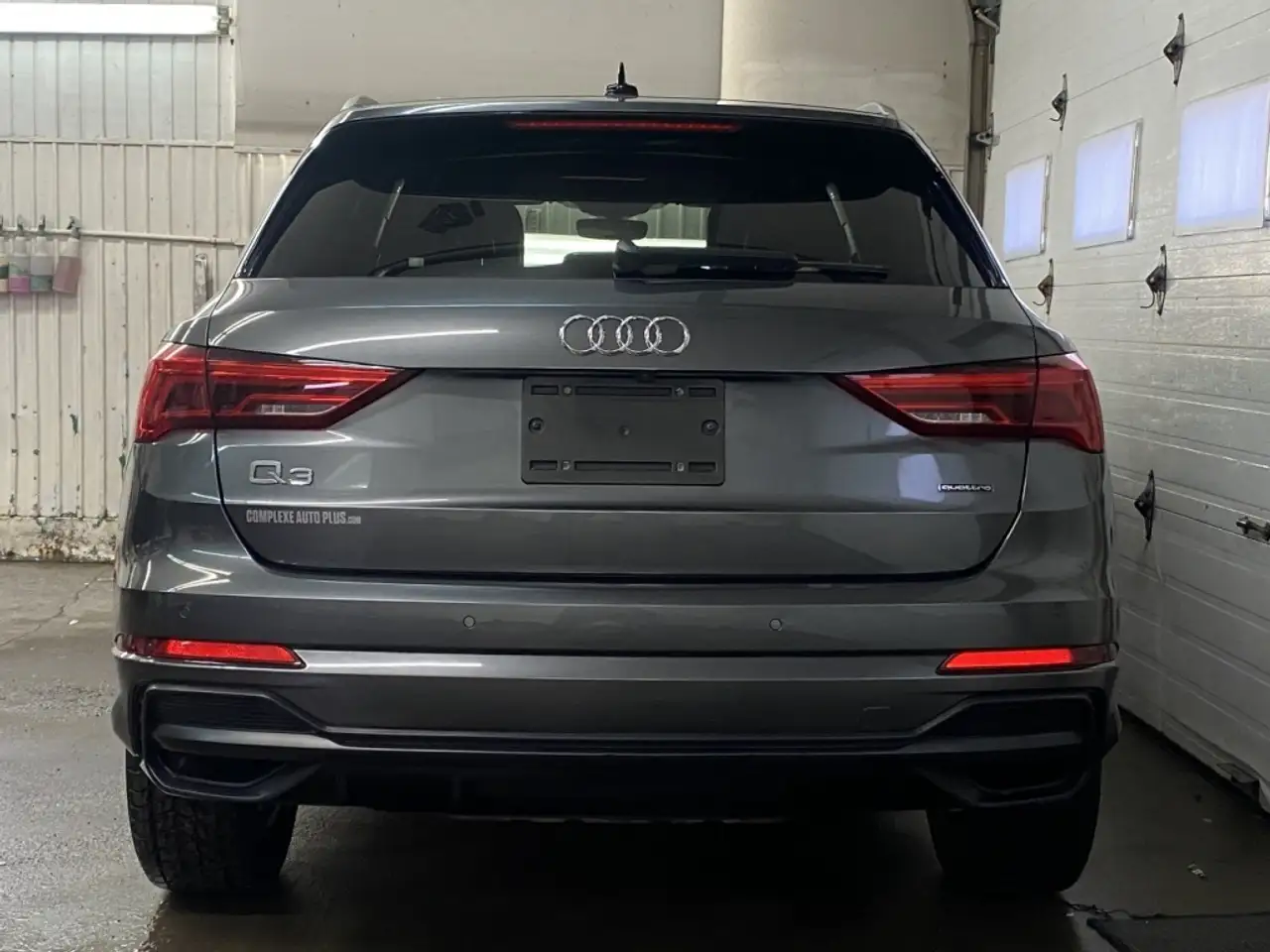 Audi Q3 снимка Audi Q3
