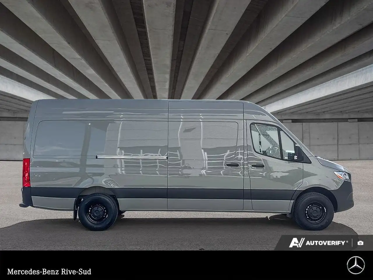 Mercedes-Benz Sprinter снимка Mercedes-Benz Sprinter