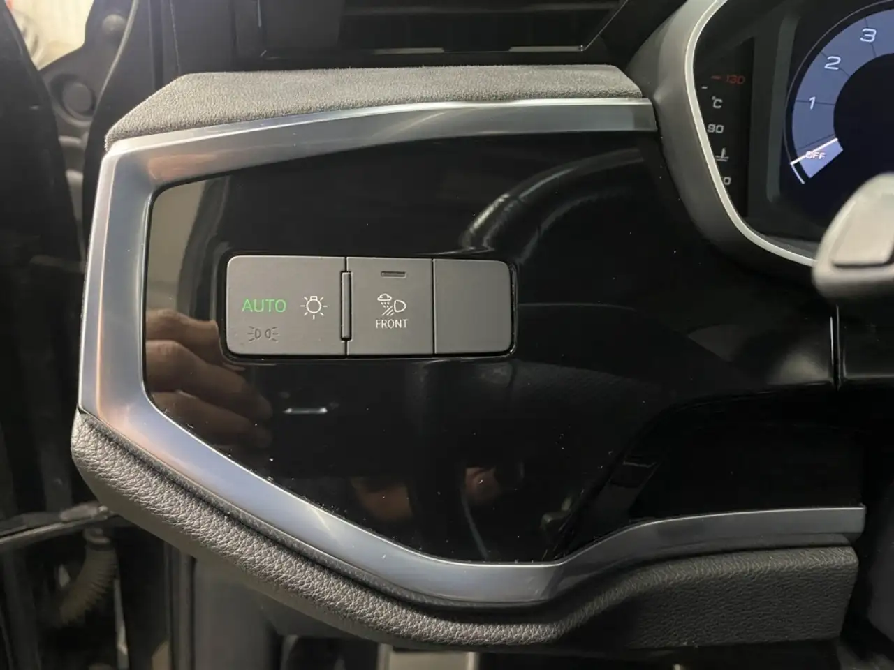 Audi Q3 снимка Audi Q3