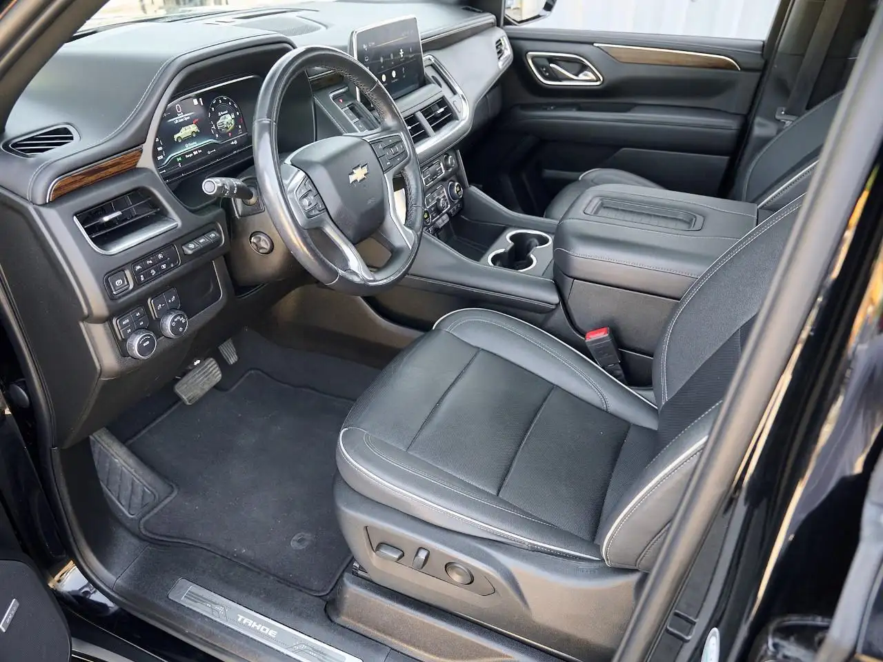 Chevrolet Tahoe photo Chevrolet Tahoe