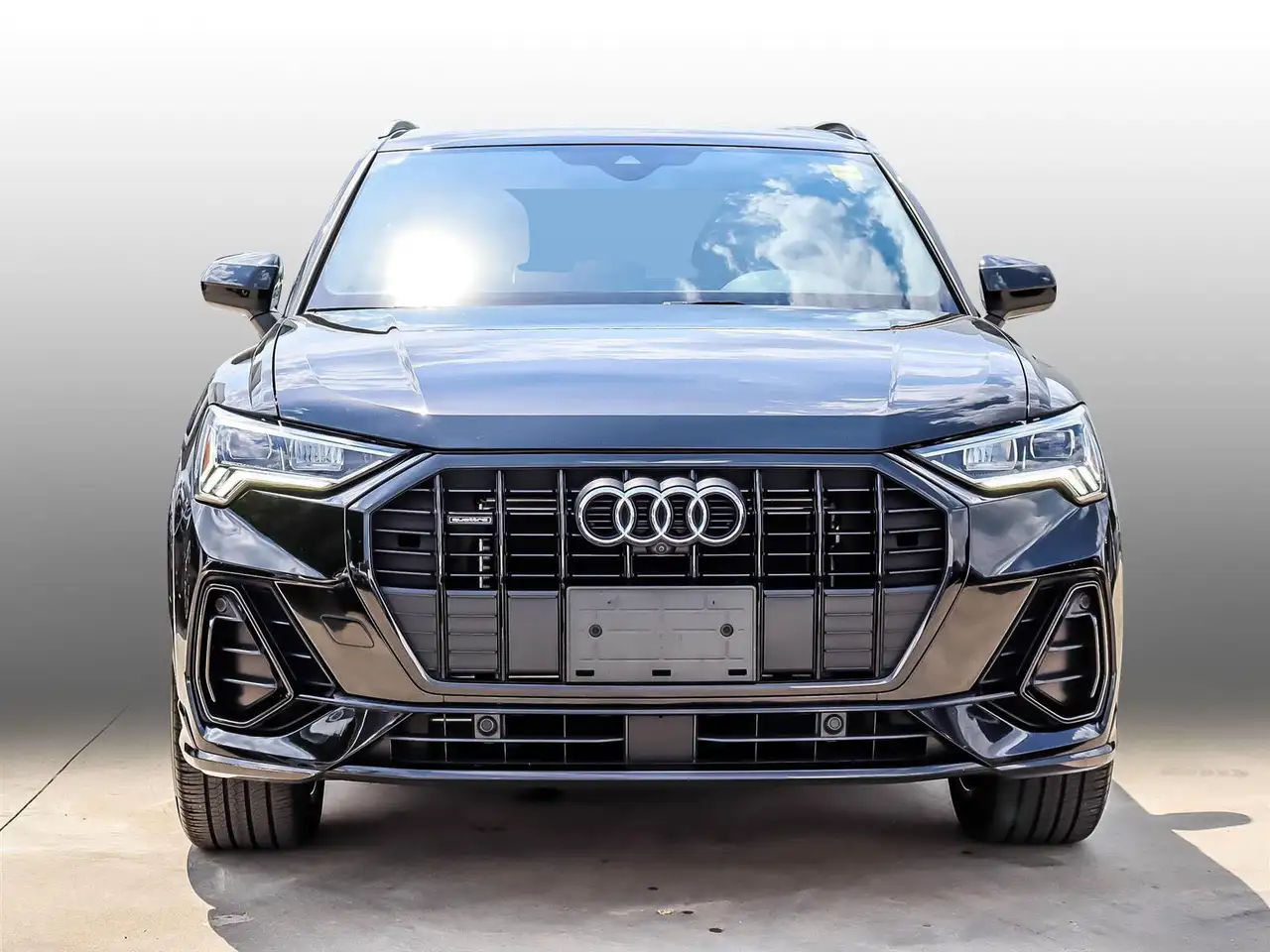 Audi Q3 photo Audi Q3
