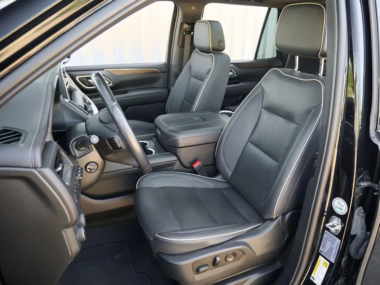 Chevrolet Tahoe photo Chevrolet Tahoe