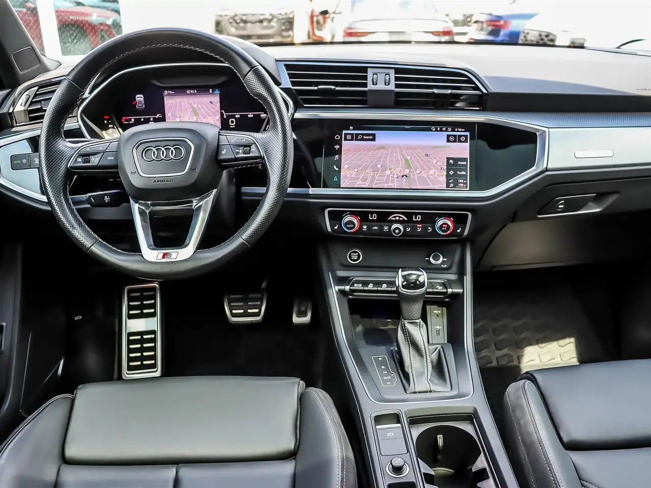 Audi Q3 photo Audi Q3