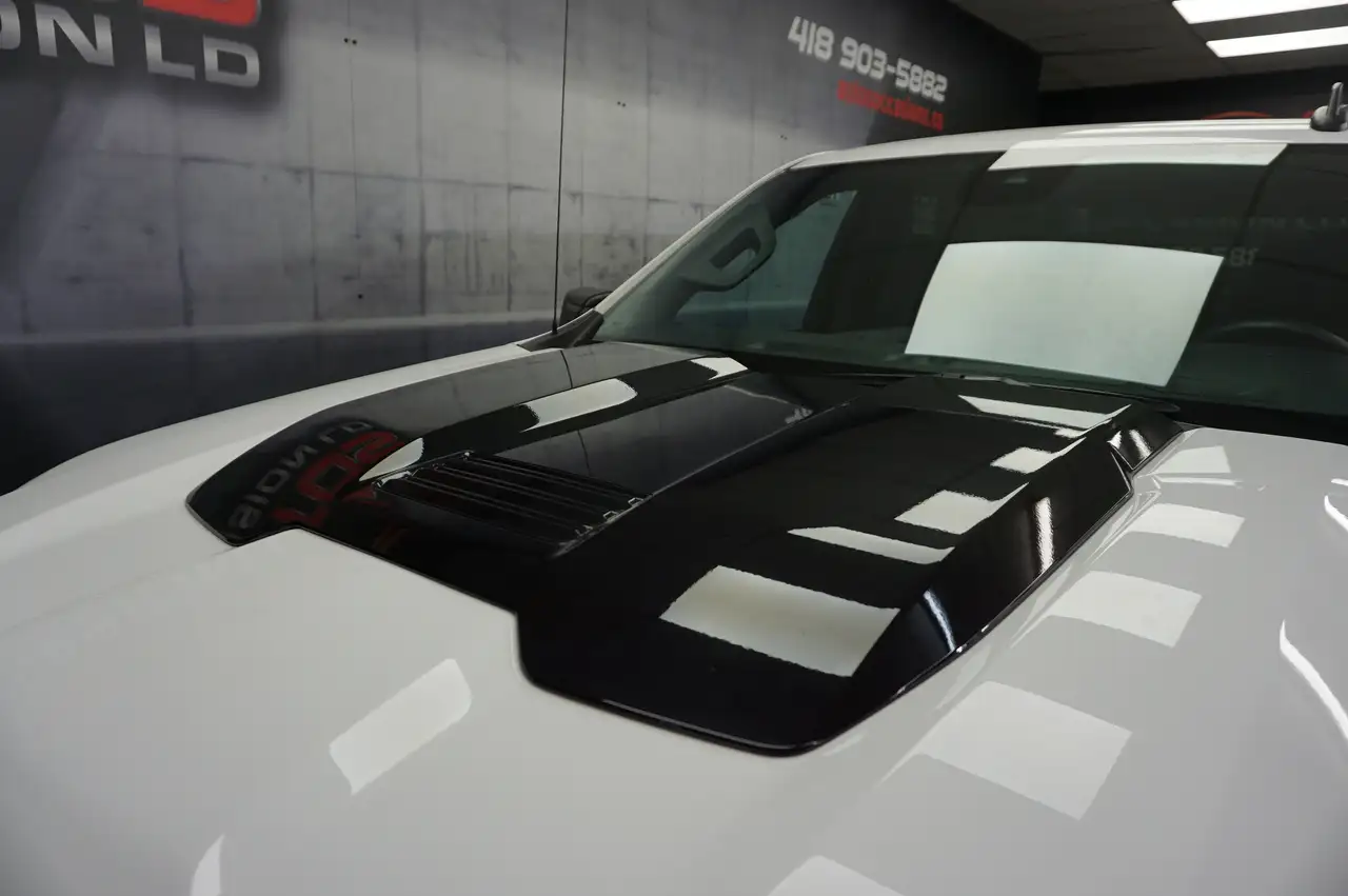 Chevrolet Silverado 1500 photo Chevrolet Silverado 1500