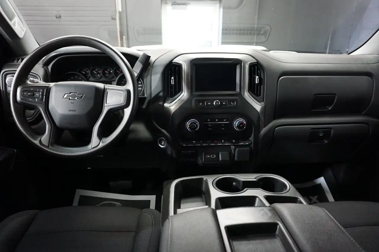 Chevrolet Silverado 1500 photo Chevrolet Silverado 1500
