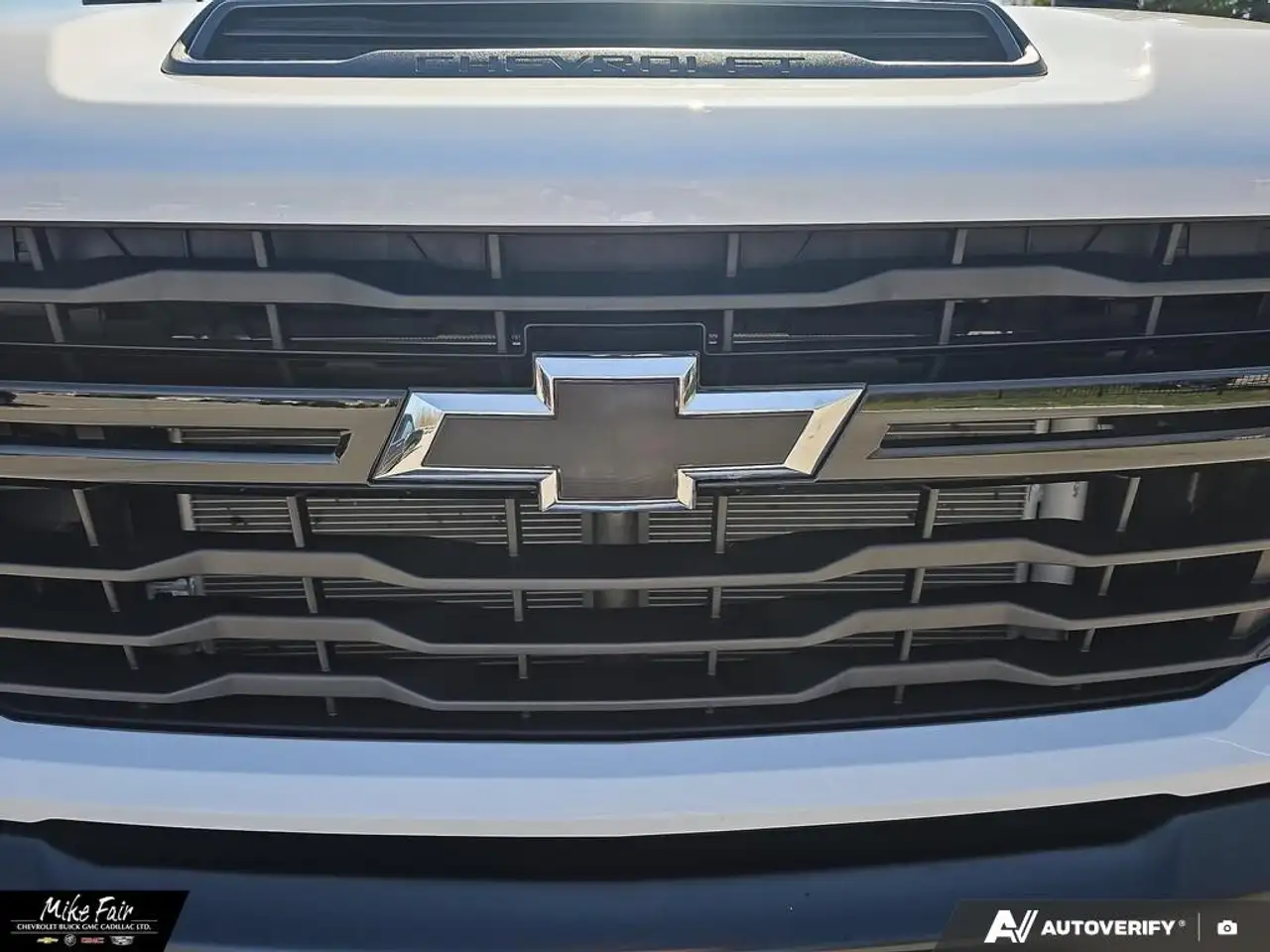 Chevrolet Silverado 2500 photo Chevrolet Silverado 2500