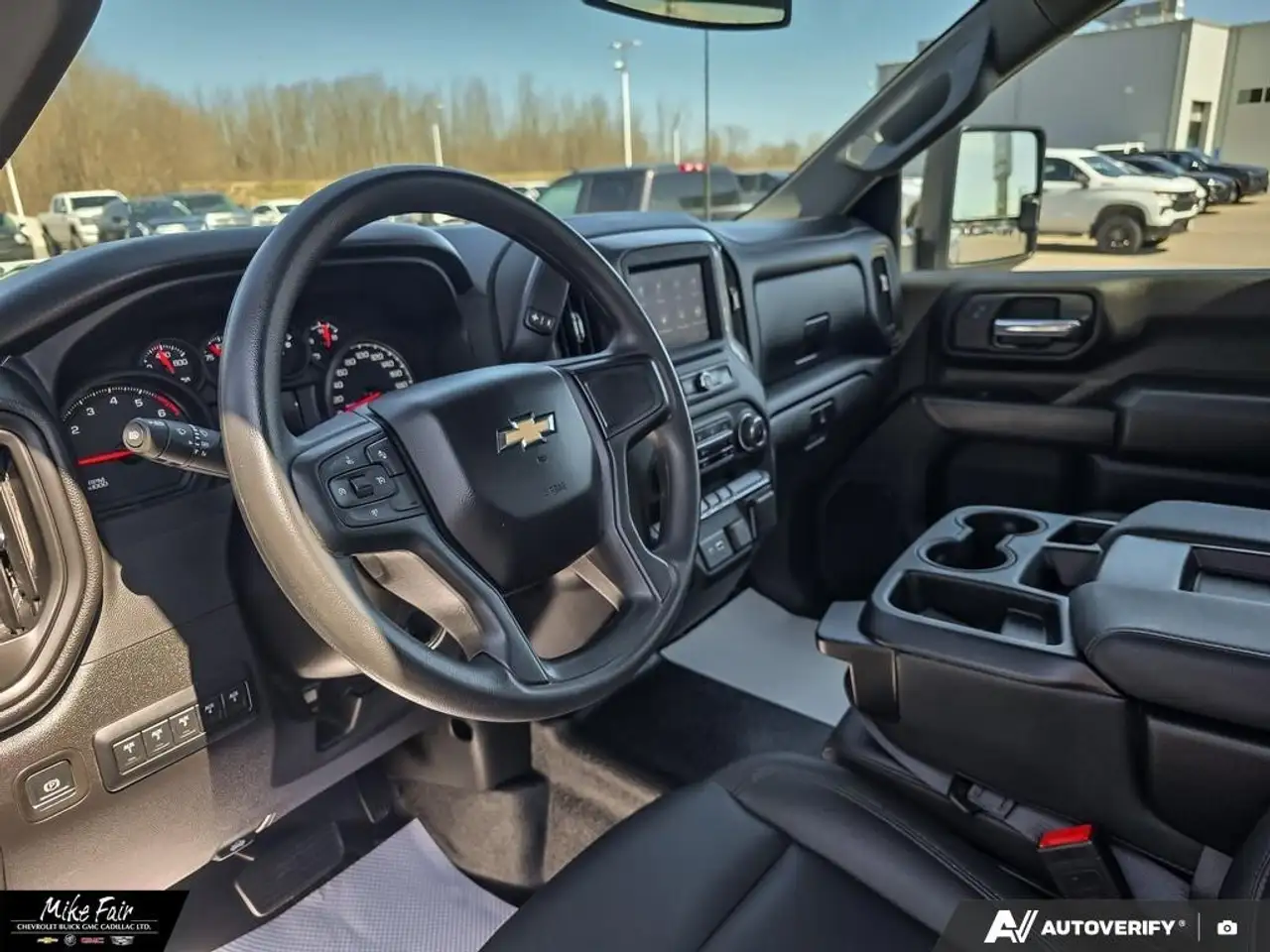 Chevrolet Silverado 2500 photo Chevrolet Silverado 2500