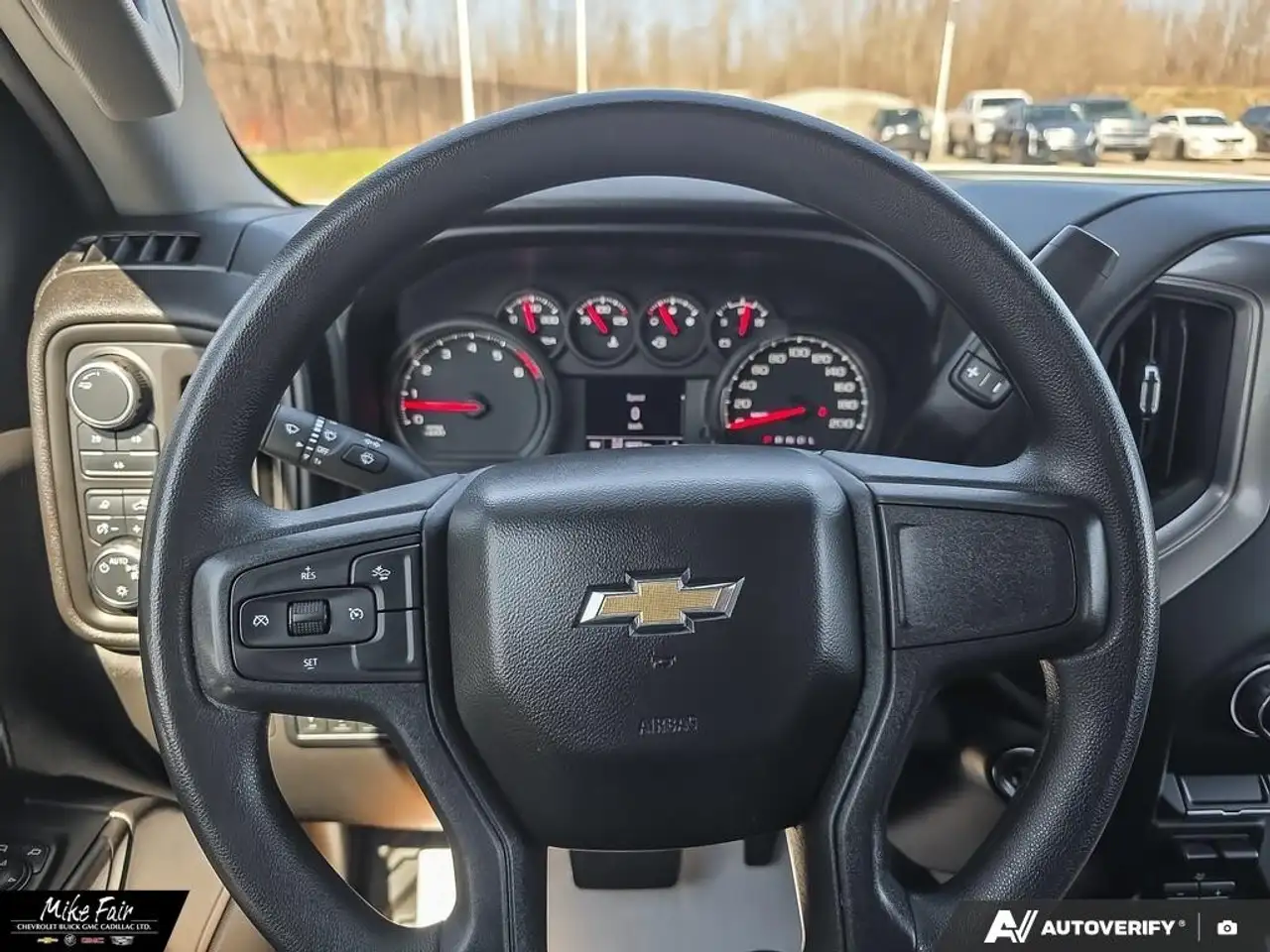 Chevrolet Silverado 2500 photo Chevrolet Silverado 2500