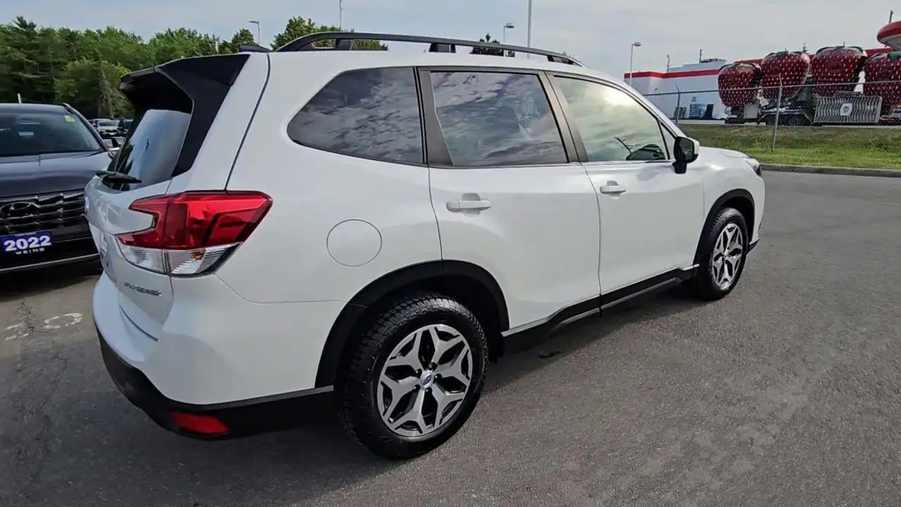 Subaru Forester photo Subaru Forester