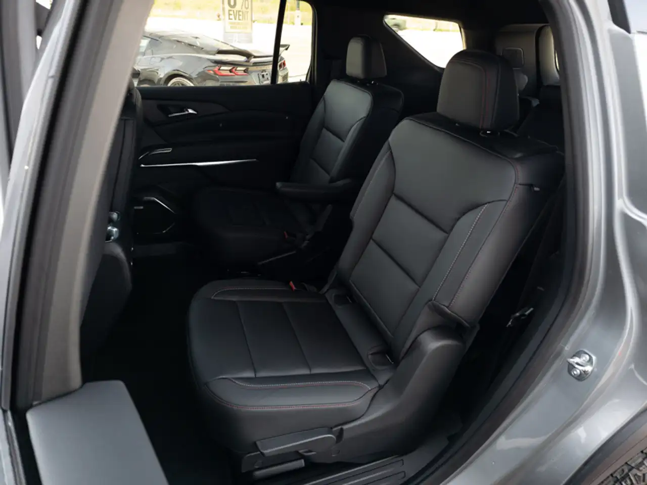 Chevrolet Traverse photo Chevrolet Traverse