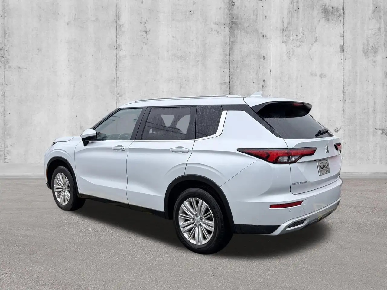 Mitsubishi Outlander снимка Mitsubishi Outlander