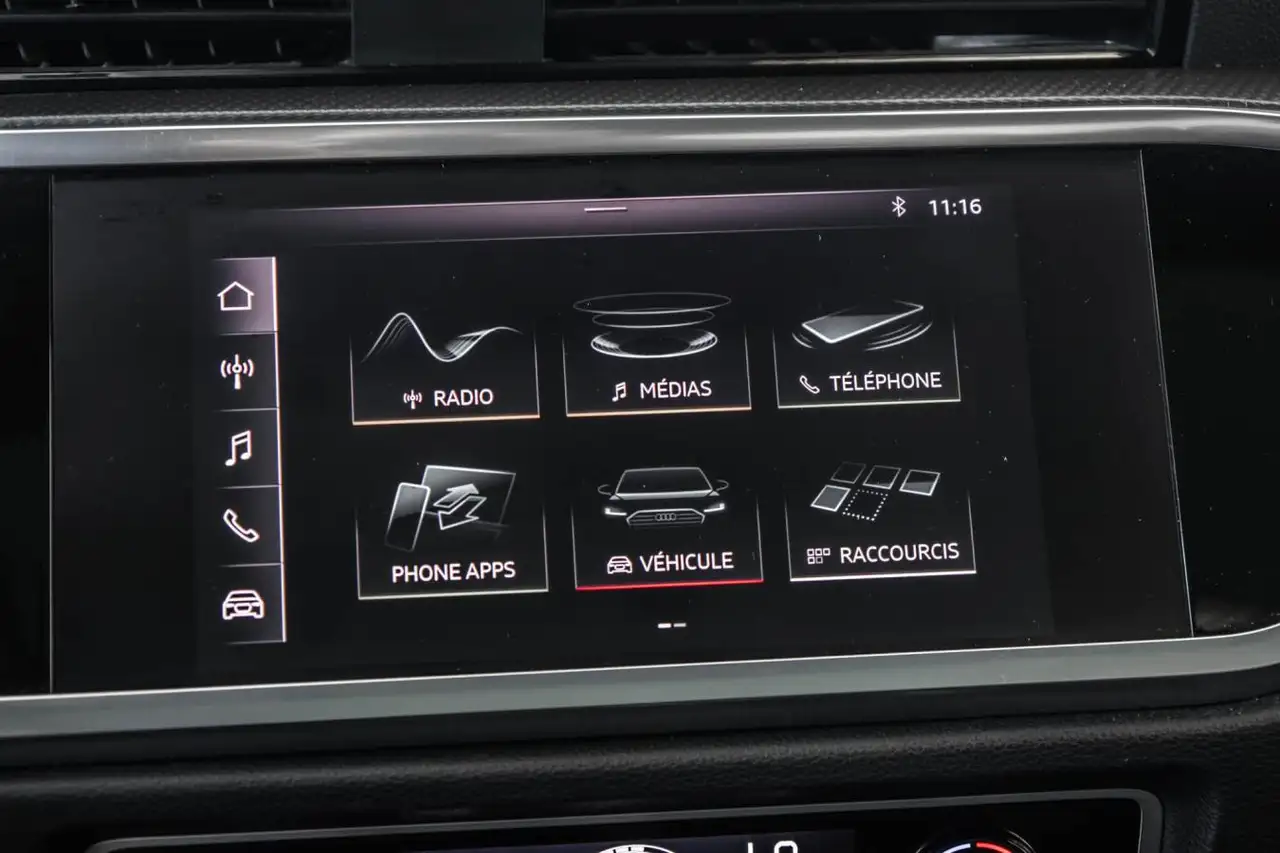 Audi Q3 снимка Audi Q3