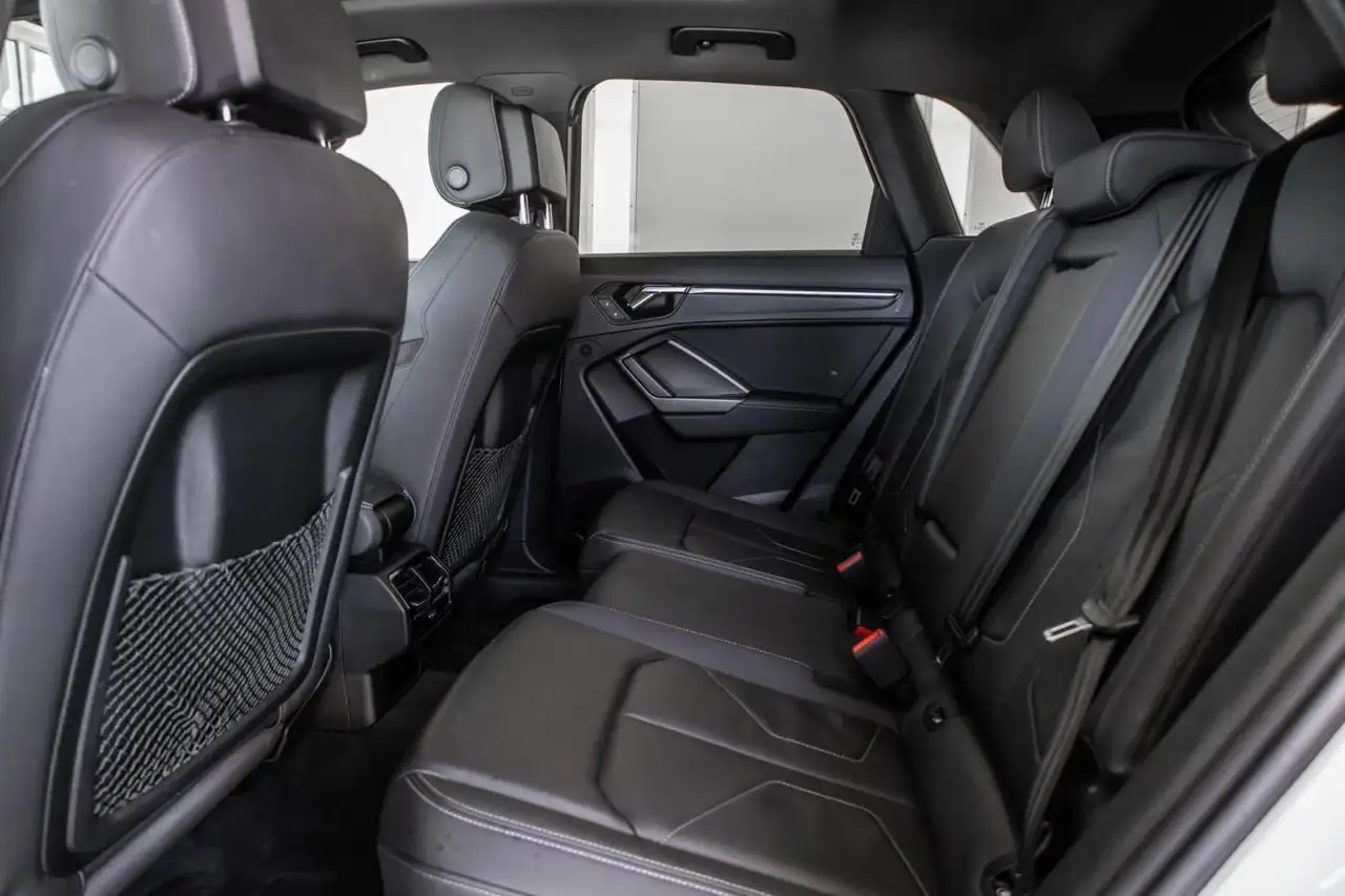 Audi Q3 снимка Audi Q3