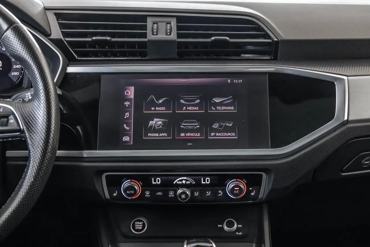 Audi Q3 снимка Audi Q3