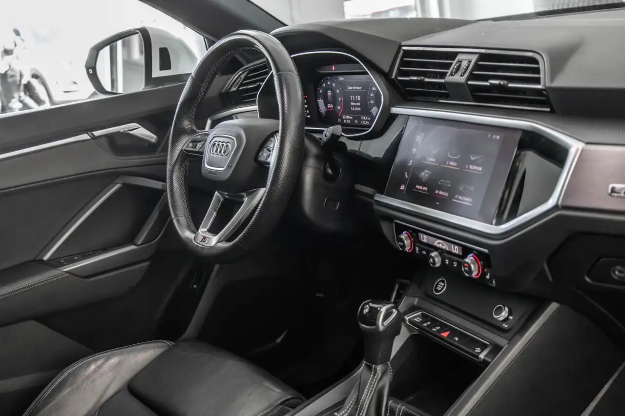 Audi Q3 снимка Audi Q3
