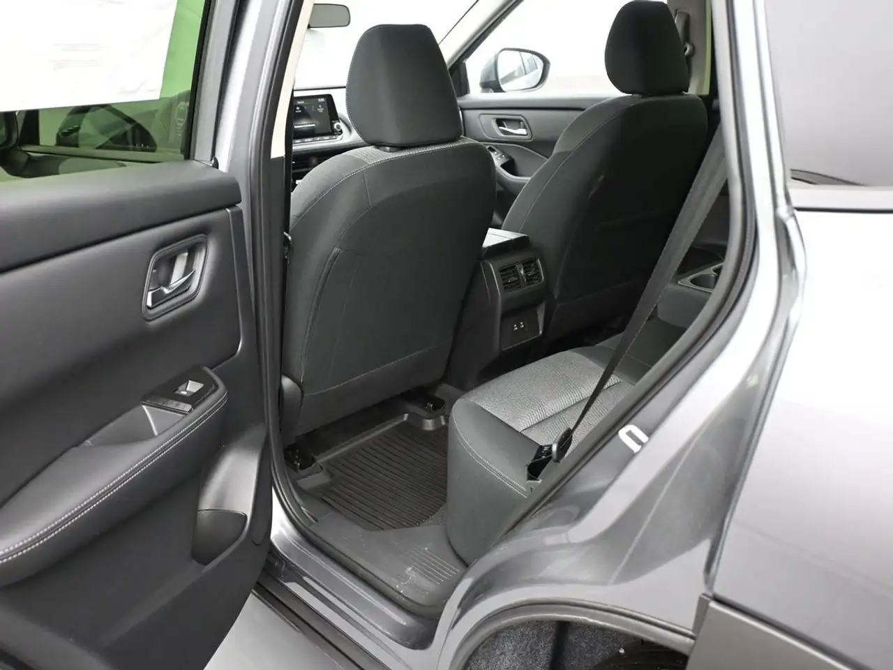 Nissan Rogue fotografie Nissan Rogue