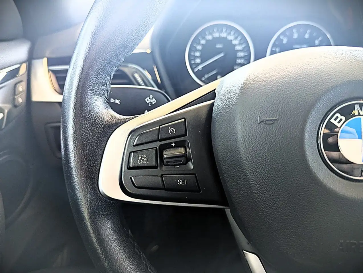 BMW X1 снимка BMW X1