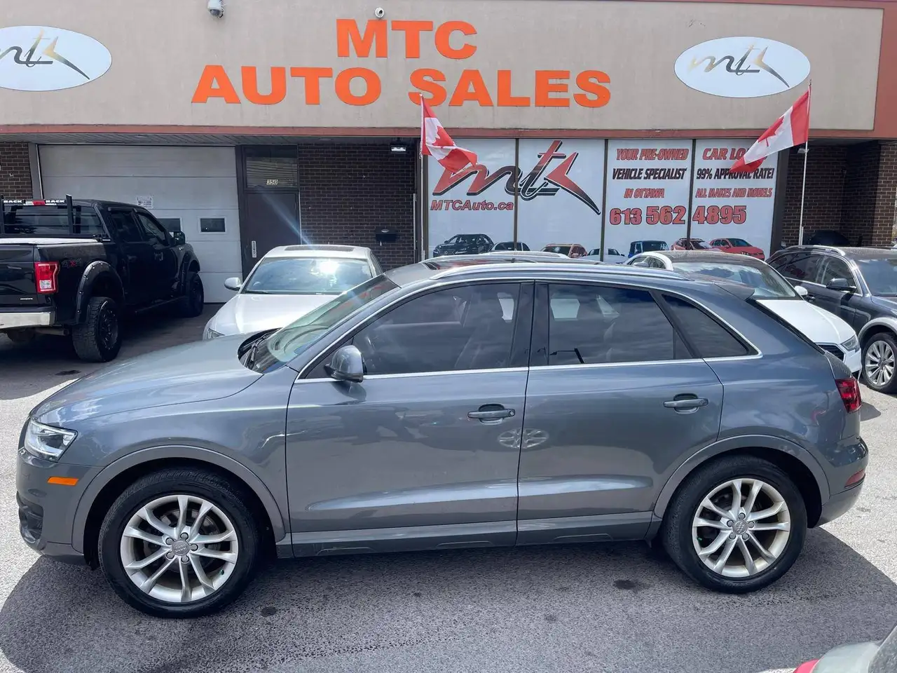 Audi Q3 photo Audi Q3