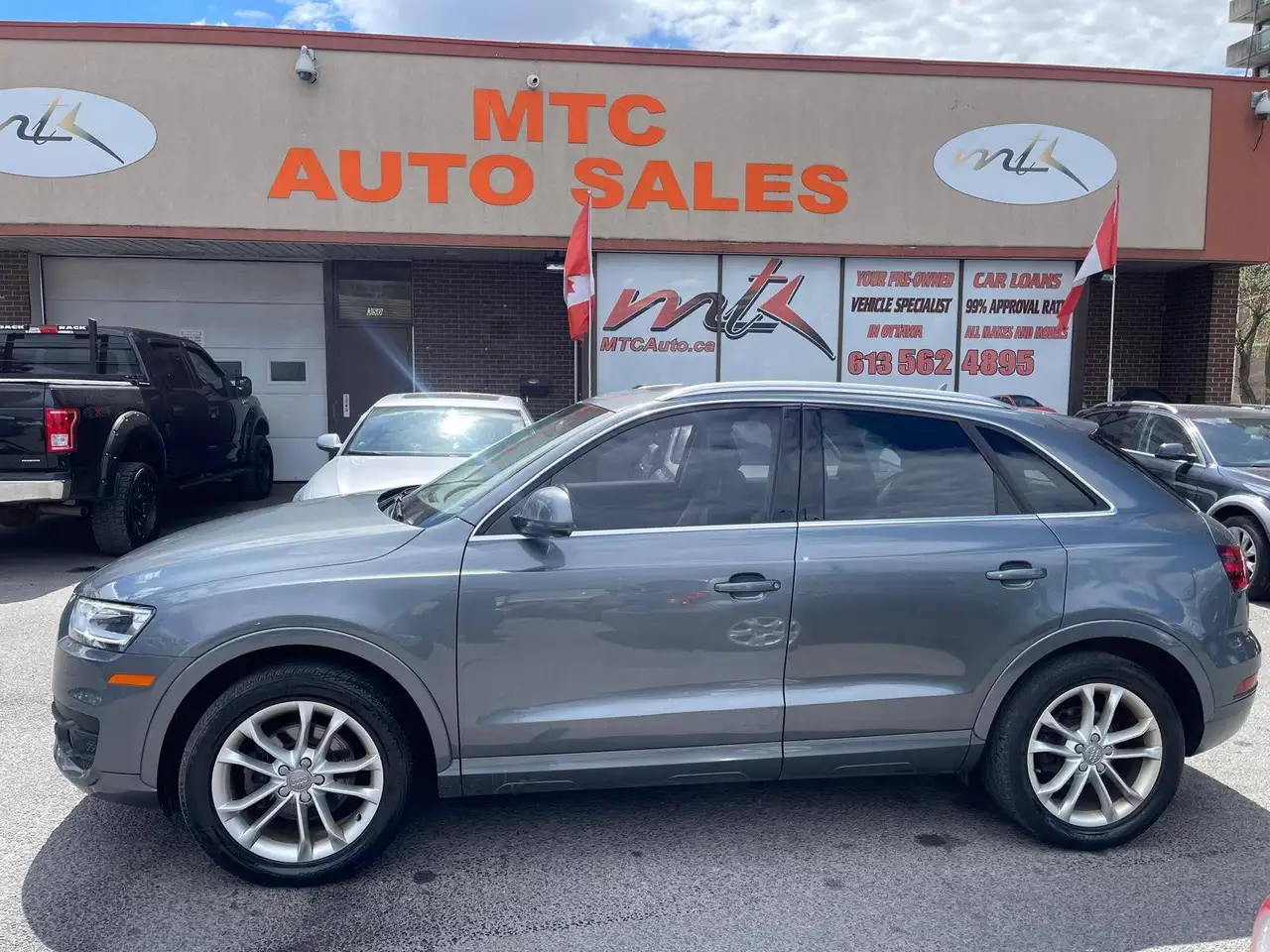 Audi Q3 photo Audi Q3