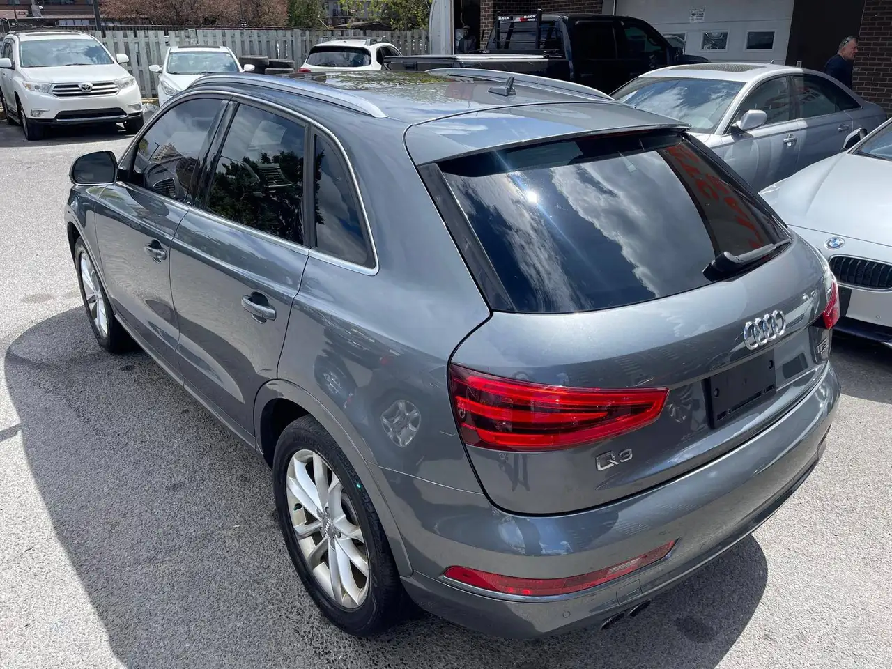 Audi Q3 photo Audi Q3