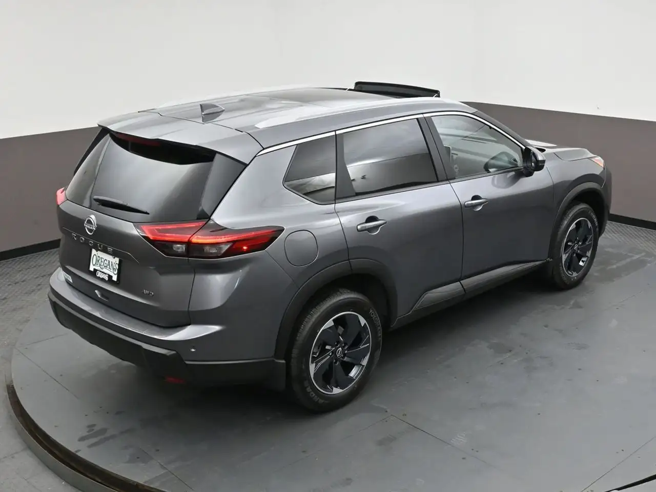 Nissan Rogue fotografie Nissan Rogue