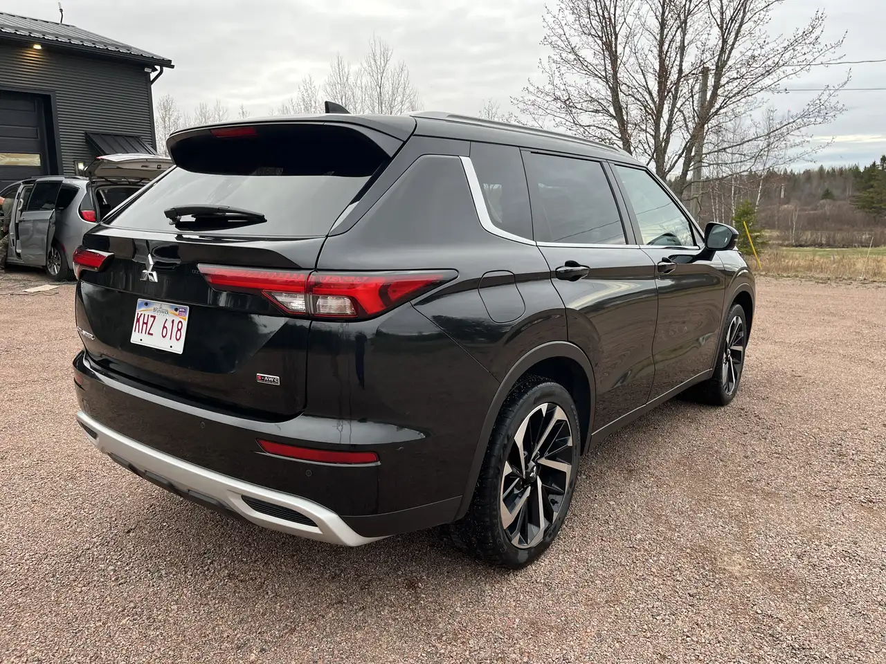 Mitsubishi Outlander снимка Mitsubishi Outlander
